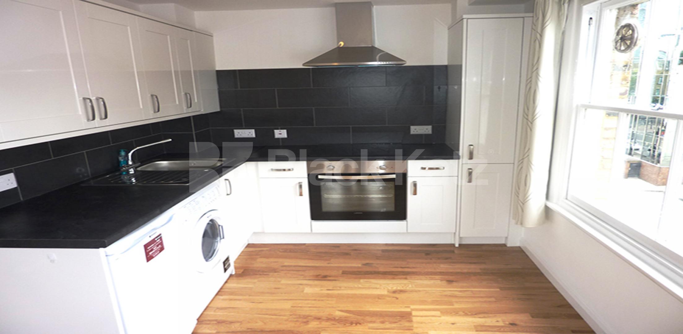 			MUST SEE ,GREAT CENTRAL LOCATION!, 1 Bedroom, 1 bath, 1 reception Flat			 North Gower Street, EUSTON